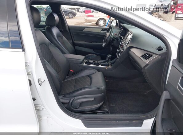 5NPE34AF7KH743879 2019 HYUNDAI SONATA Белый Вид салона спереди