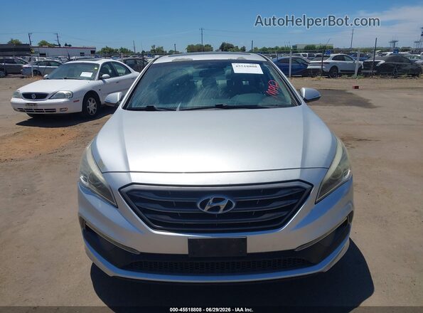 5NPE34AF8GH413305 2016 HYUNDAI SONATA Silver Вид задньої частини салону