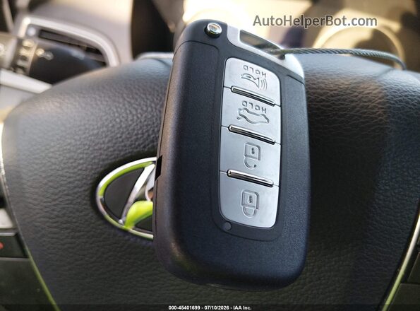 5NPE34AF8GH413644 2016 HYUNDAI SONATA White წინა პანელის ხედი
