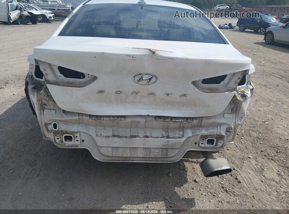 5NPE34AF8JH689555 2018 HYUNDAI SONATA White Вид спереду