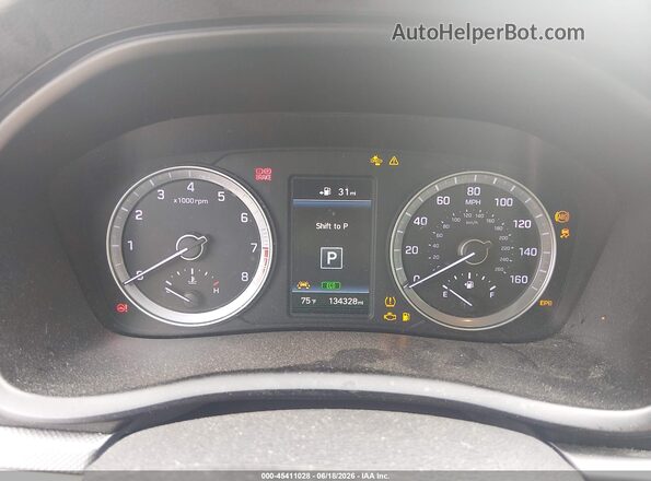 5NPE34AF8JH689555 2018 HYUNDAI SONATA White Вид задніх сидінь