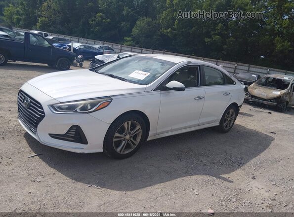 5NPE34AF8JH689555 2018 HYUNDAI SONATA White Передня ліва чверть