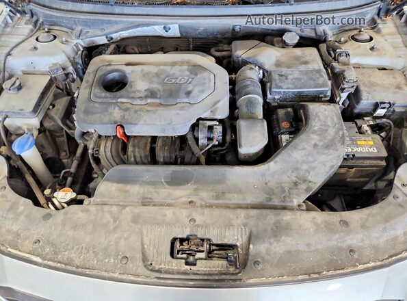 5NPE34AF9GH315626 2016 HYUNDAI SONATA Silver Rear interior view