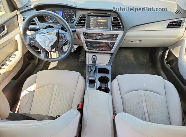 5NPE34AF9HH450221 2017 HYUNDAI SONATA Blue Вид панелі приладів