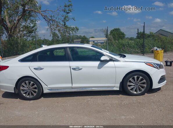 5NPE34AF9HH471019 2017 HYUNDAI SONATA White უკანა სალონის ხედი