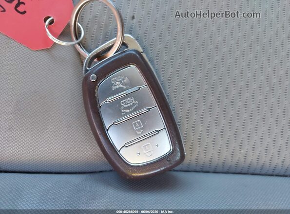 5NPE34AF9JH658993 2018 HYUNDAI SONATA Red Widok deski rozdzielczej