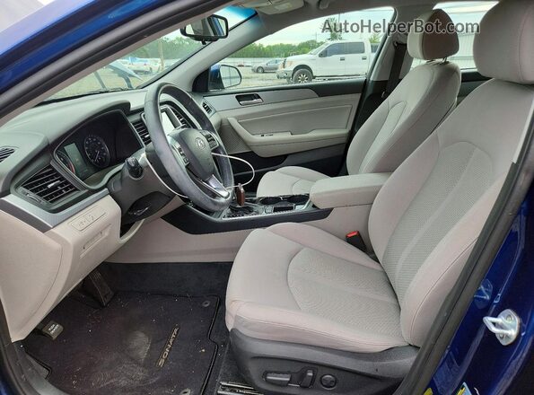 5NPE34AF9KH757248 2019 HYUNDAI SONATA Blue Front interior view