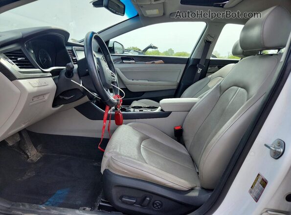 5NPE34AF9KH808568 2019 HYUNDAI SONATA White Սալոնի դիմացի տեսք