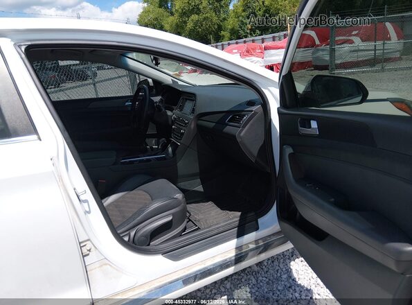 5NPE34AFXGH332970 2016 HYUNDAI SONATA Белый Вид салона спереди