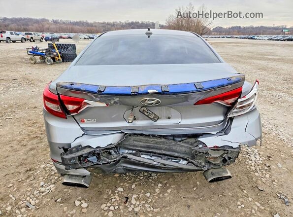 5NPE34AFXGH427528 2016 HYUNDAI SONATA Серебряный Вид сзади