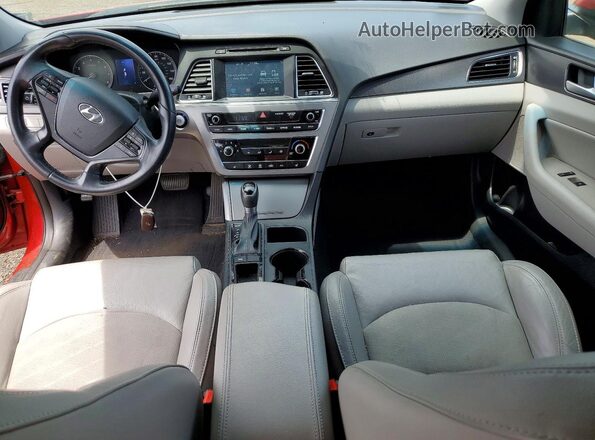 5NPE34AFXHH444430 2017 HYUNDAI SONATA Red Вид панелі приладів