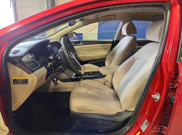 5NPE34AFXHH460837 2017 HYUNDAI SONATA Red Front interior view