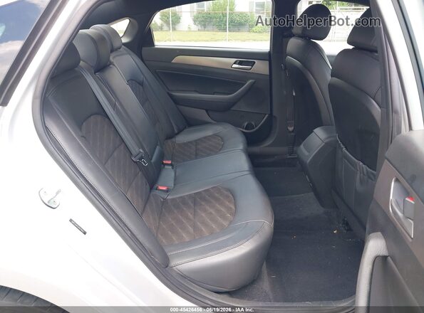 5NPE34AFXJH676953 2018 HYUNDAI SONATA Silver Vista de la etiqueta del VIN