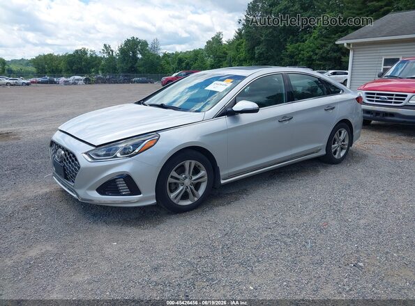 5NPE34AFXJH676953 2018 HYUNDAI SONATA Silver Vista tres cuartos delantera izquierda