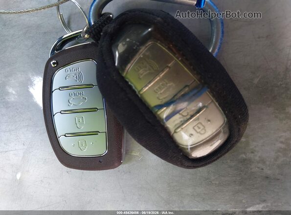 5NPE34AFXJH676953 2018 HYUNDAI SONATA Silver Vista del salpicadero