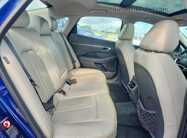 5NPEF4JA5LH007391 2020 HYUNDAI SONATA Blue Rear seats view
