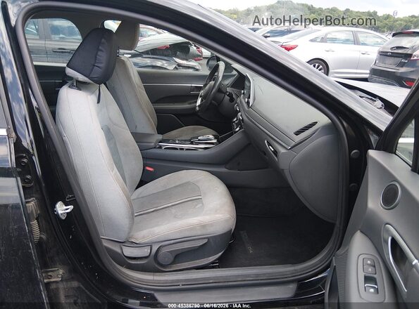 5NPEF4JA8MH063813 2021 HYUNDAI SONATA Black Front interior view