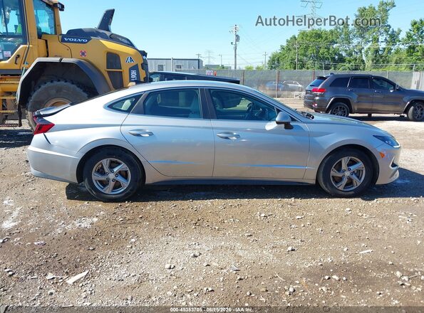 5NPEG4JAXMH066130 2021 HYUNDAI SONATA Silver Սալոնի հետևի տեսք