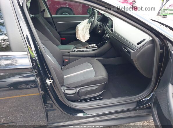 5NPEG4JAXNH141359 2022 HYUNDAI SONATA Black Սալոնի դիմացի տեսք