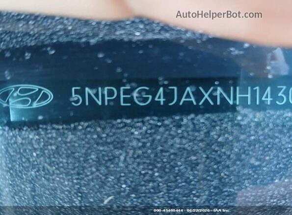 5NPEG4JAXNH143015 2022 HYUNDAI SONATA White Vista del compartimento del motor