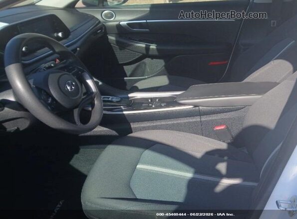 5NPEG4JAXNH143015 2022 HYUNDAI SONATA White Vista interior delantera