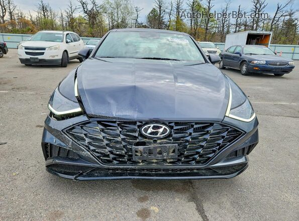 5NPEH4J29MH092725 2021 HYUNDAI SONATA Gray წინა ხედი