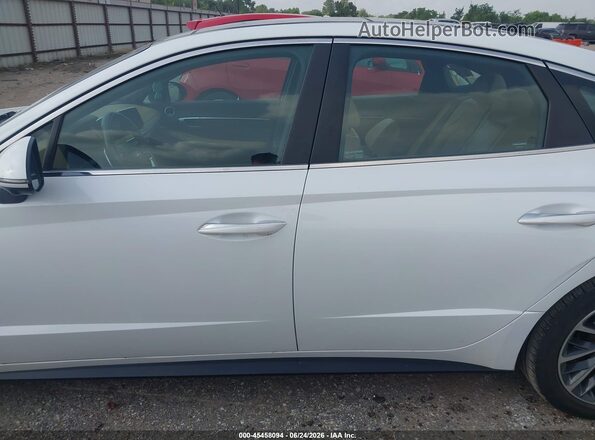 5NPEH4J29MH125061 2021 HYUNDAI SONATA Белый 