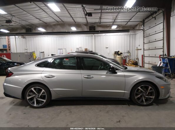 5NPEJ4J21MH124152 2021 HYUNDAI SONATA Silver Панорамний вид салону 360°