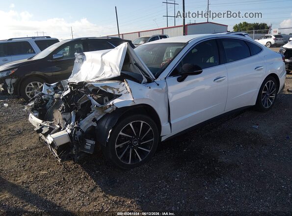5NPEJ4J22LH024690 2020 HYUNDAI SONATA White Przód lewy