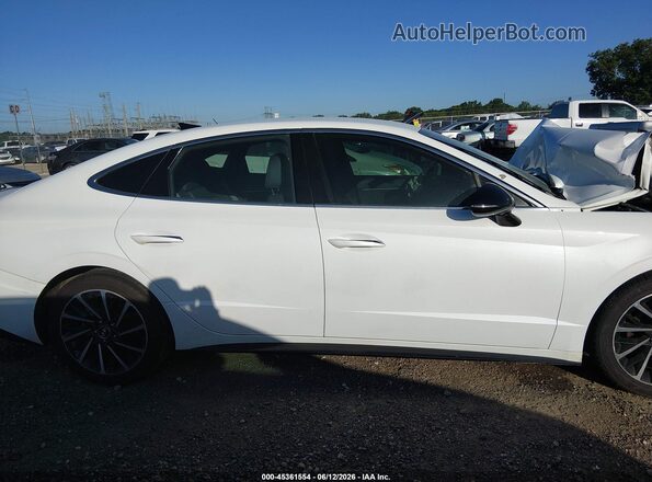 5NPEJ4J22LH024690 2020 HYUNDAI SONATA White Widok wnętrza 360 stopni