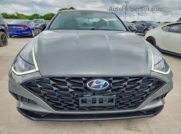 5NPEJ4J22MH083191 2021 HYUNDAI SONATA Gray წინა ხედი