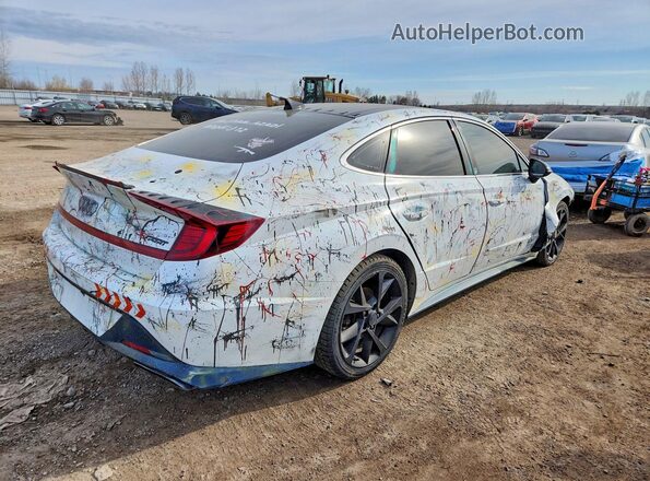 5NPEJ4J22MH084261 2021 HYUNDAI SONATA White 