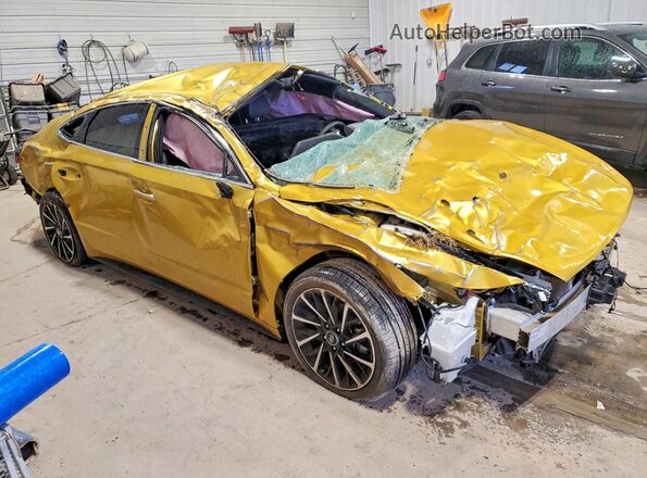 5NPEJ4J23LH026710 2020 HYUNDAI SONATA Gold Front right