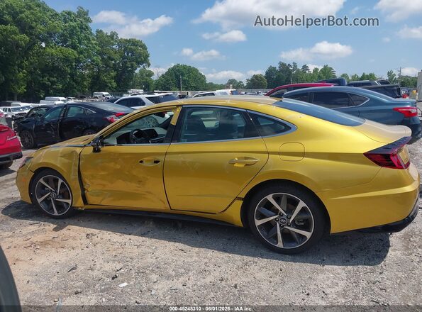 5NPEJ4J24MH088621 2021 HYUNDAI SONATA Yellow 