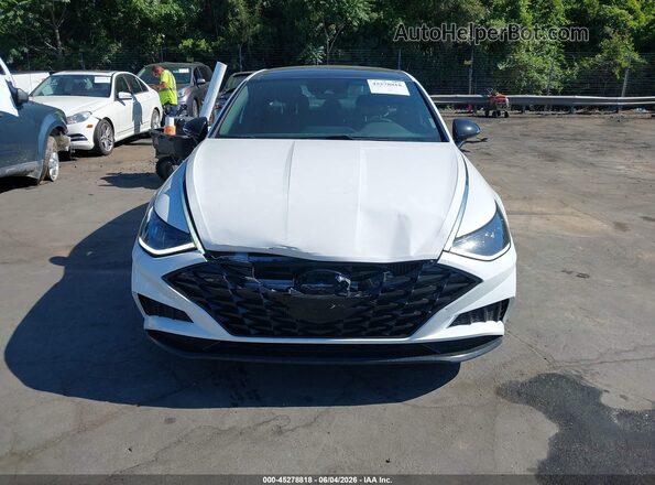 5NPEJ4J26MH073666 2021 HYUNDAI SONATA White Սարքավորումների վահանակի տեսք