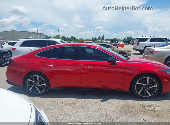 5NPEJ4J29MH118213 2021 HYUNDAI SONATA Red Սալոնի հետևի տեսք
