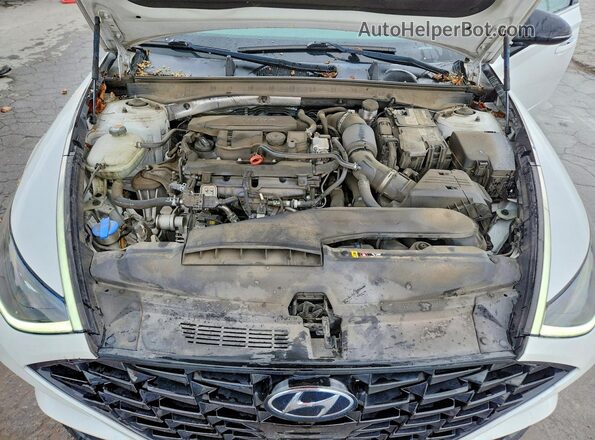 5NPEJ4J2XLH044654 2020 HYUNDAI SONATA White Вид задньої частини салону