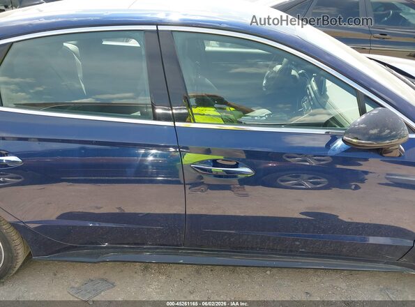 5NPEK4JCXNH146948 2022 HYUNDAI SONATA Blue Rear interior view