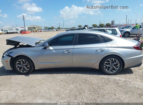 5NPEL4JA5MH068945 2021 HYUNDAI SONATA Silver Սալոնի 360 աստիճան տեսք