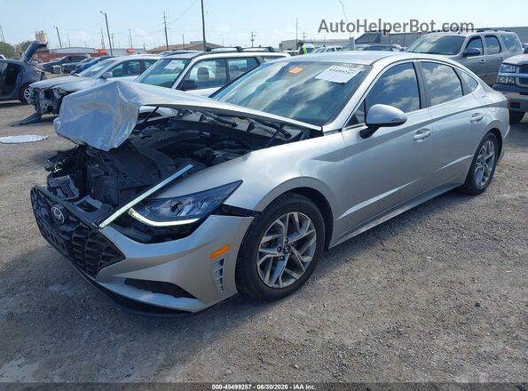 5NPEL4JA5MH068945 2021 HYUNDAI SONATA Silver Առջևի ձախ երեք քառորդ տեսարան