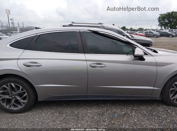 5NPEL4JAXMH112728 2021 HYUNDAI SONATA Silver Rear interior view