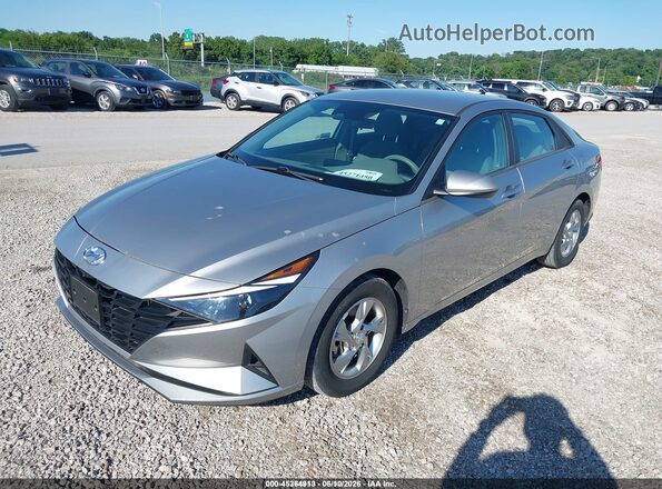 5NPLL4AG0MH047223 2021 HYUNDAI ELANTRA Silver წინა მარცხენა ხედი სამი მეოთხედიდან