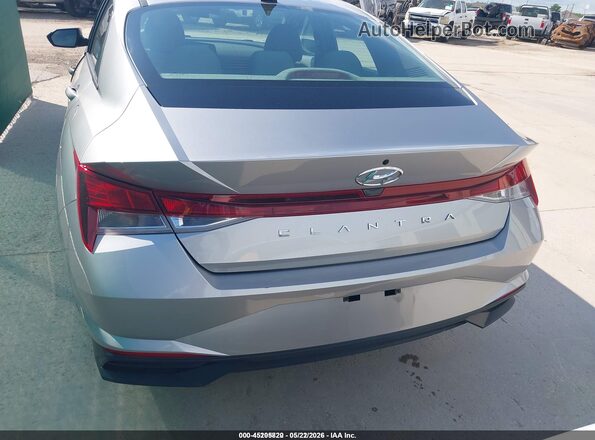 5NPLL4AG1MH050776 2021 HYUNDAI ELANTRA Silver 