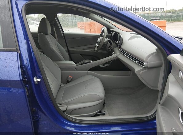 5NPLL4AG1MH050910 2021 HYUNDAI ELANTRA Blue Front interior view