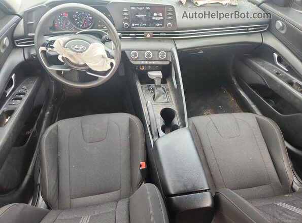 5NPLL4AG2MH014644 2021 HYUNDAI ELANTRA Белый Вид панели приборов