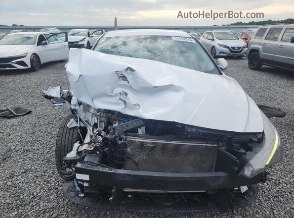 5NPLL4AG2MH014644 2021 HYUNDAI ELANTRA Белый Вид спереди