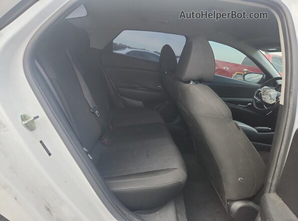 5NPLL4AG2MH014644 2021 HYUNDAI ELANTRA Белый Вид задних сидений