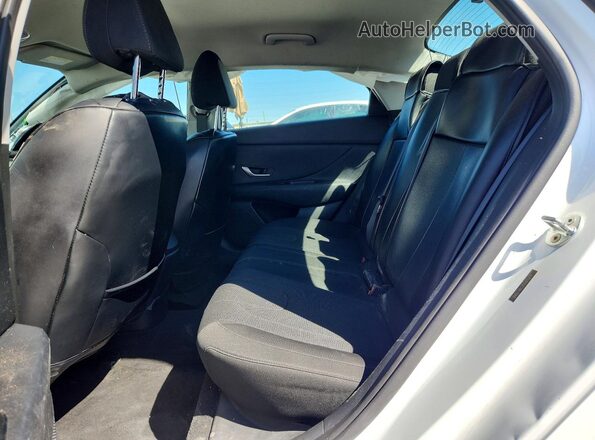 5NPLL4AG3MH036894 2021 HYUNDAI ELANTRA White 