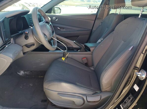 5NPLL4AG6NH074105 2022 HYUNDAI ELANTRA Black 