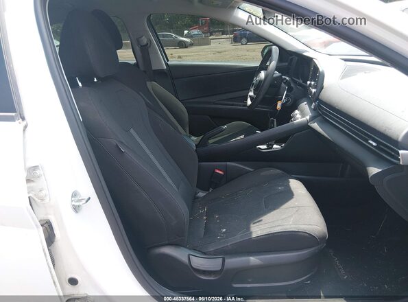 5NPLL4AG7MH012484 2021 HYUNDAI ELANTRA White Вид салону спереду